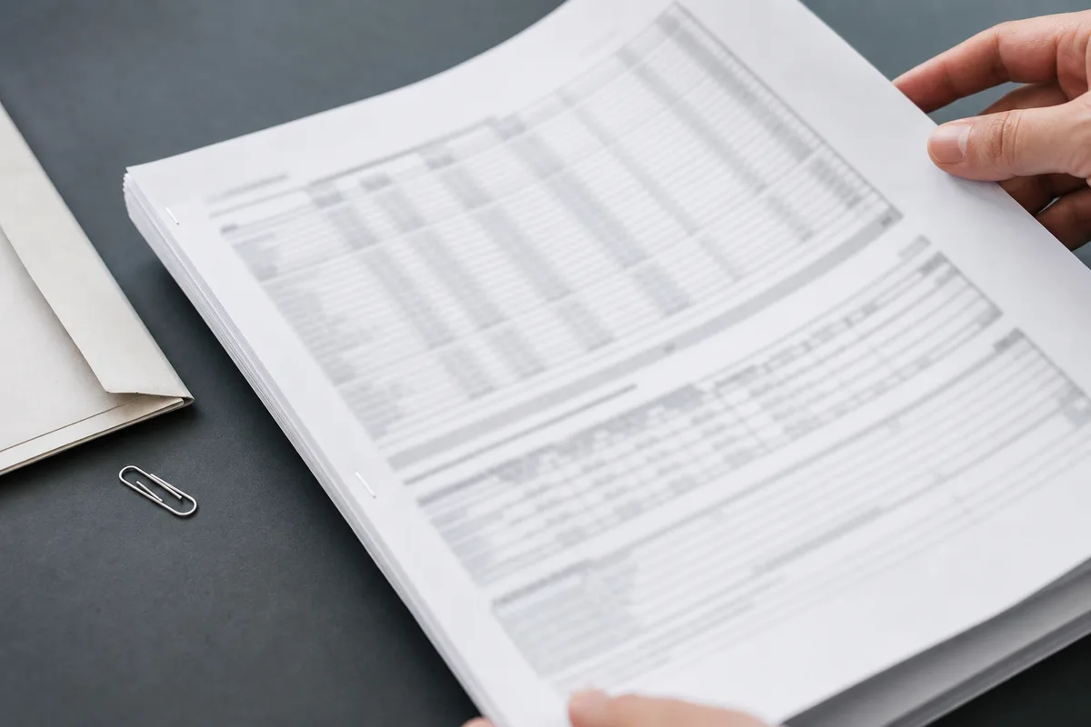 Détail de l’annexe des comptes annuels avec tableau des échéances et engagements hors bilan